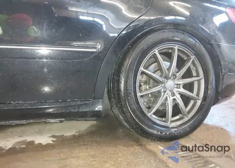 2012 Mercedes-Benz R 350 4Matic z USA, uszkodzony, nr VIN 4JGCB5HE5CA146828